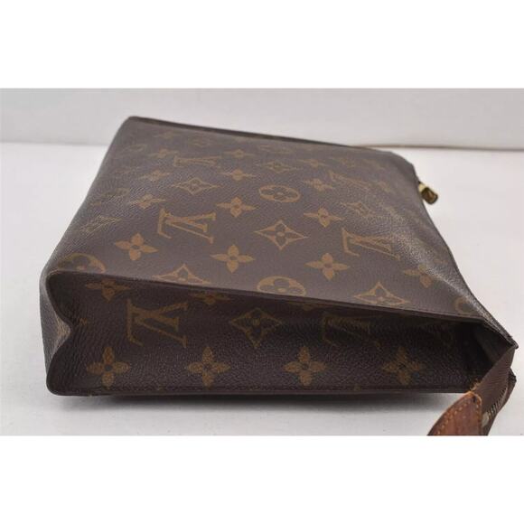Louis Vuitton Monogram Toiletry Pouch 26 w/FREE insert and FREE dustbag - Picture 3 of 8